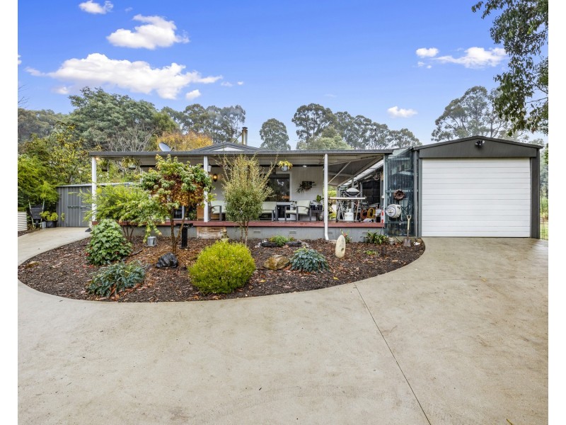 16 Kings Road, Marysville VIC 3779