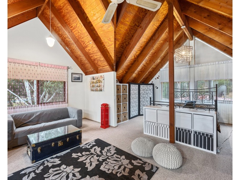 4 Cameron Close, Buxton VIC 3711