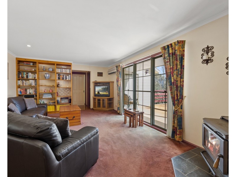 13 Gwinganna Place, Buxton VIC 3711