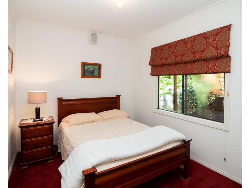 2/18 Woods Point Road, Marysville VIC 3779
