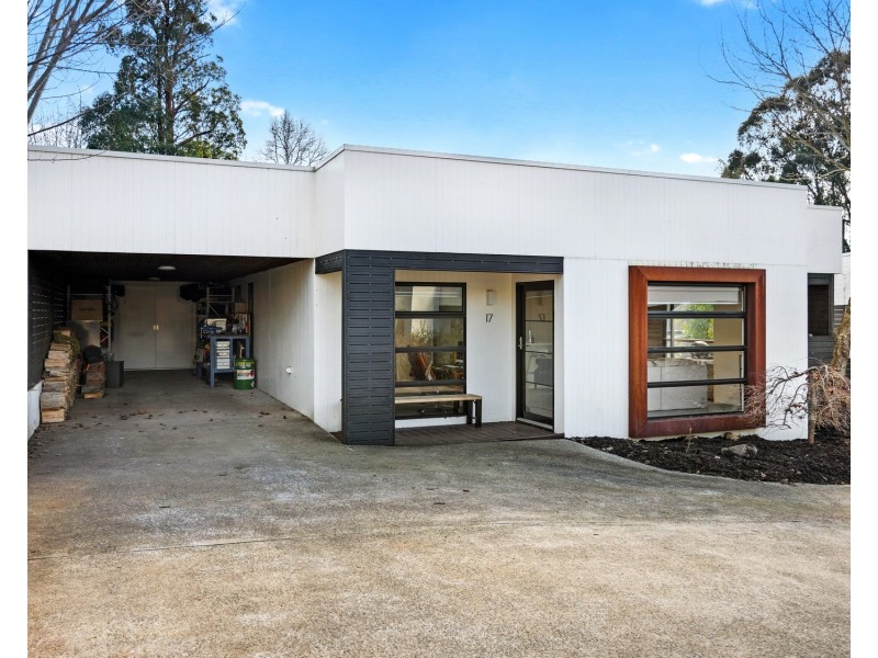 17/38 Falls Road, Marysville VIC 3779