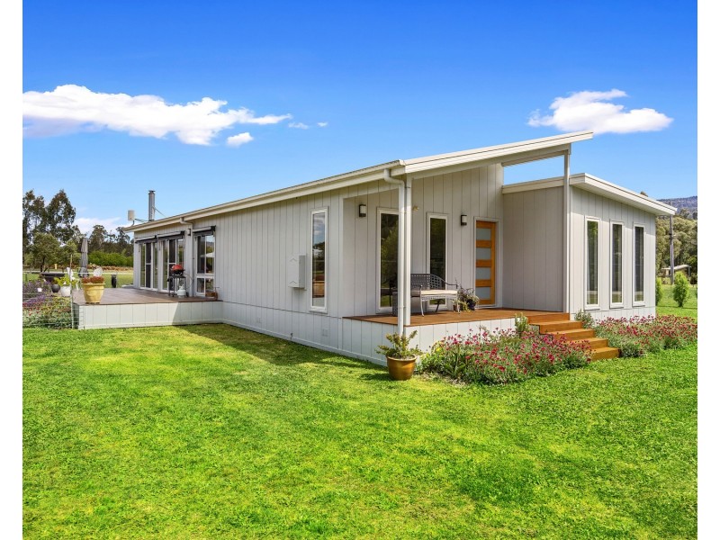 11 Steavenson Road, Buxton VIC 3711
