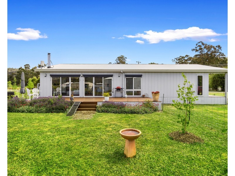 11 Steavenson Road, Buxton VIC 3711