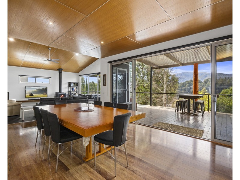 19 Allison Crescent, Marysville VIC 3779