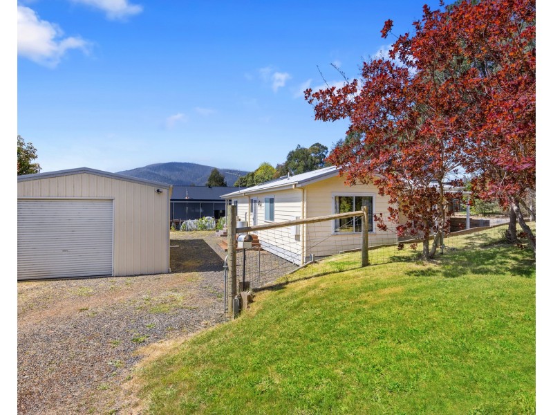 33 Kings Road, Marysville VIC 3779