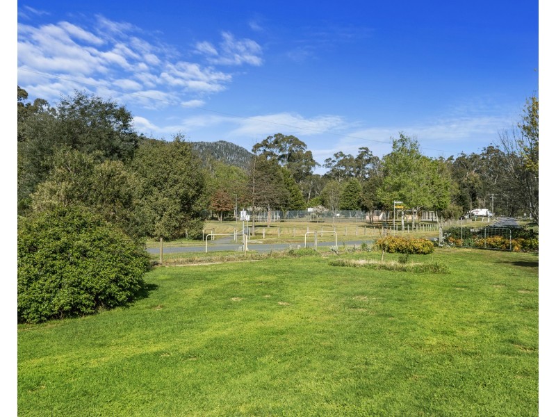 9 Mareeba Avenue, Buxton VIC 3711