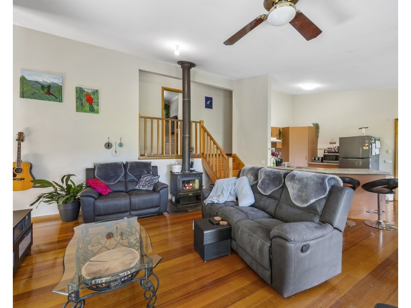 12 Gwinganna Place, Buxton VIC 3711