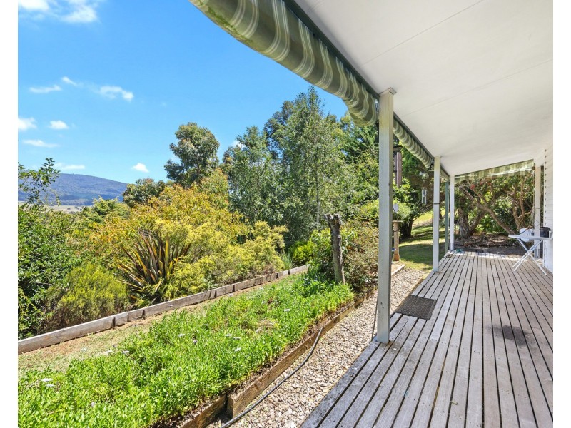 12 Gwinganna Place, Buxton VIC 3711
