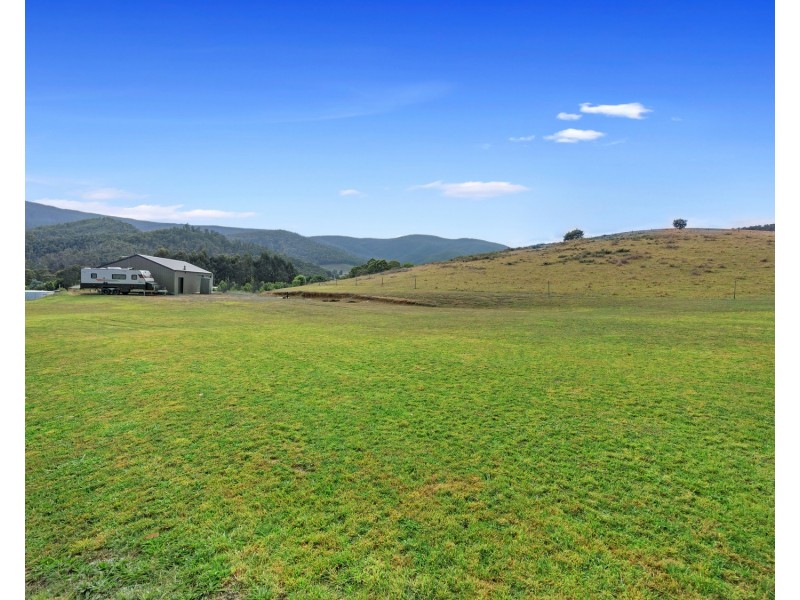 65 Retreat Road, Buxton VIC 3711