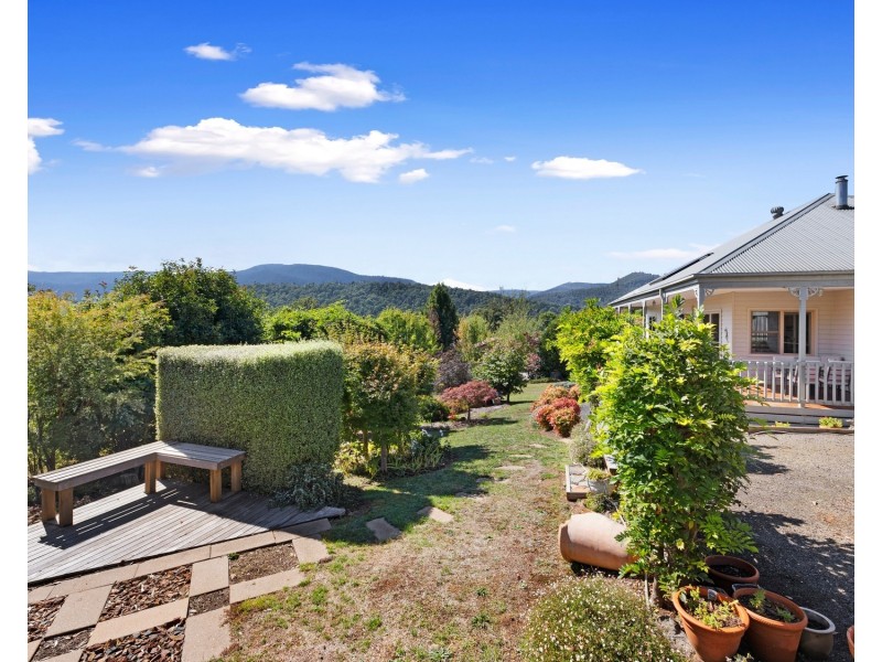 7 Settlers Way, Marysville VIC 3779
