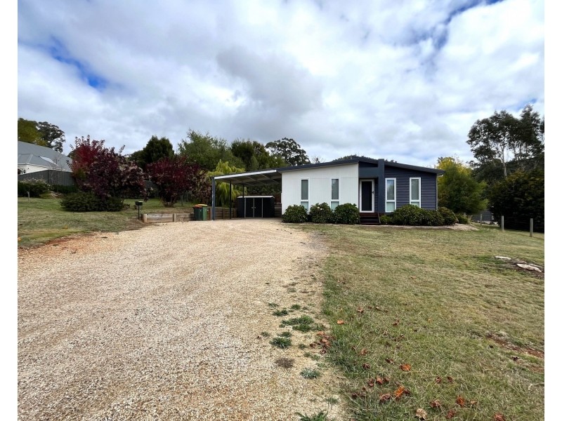 7 Racecourse Road, Marysville VIC 3779
