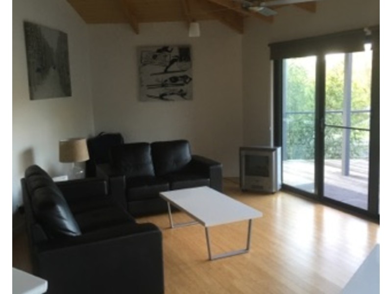 8 Hull Road, Marysville VIC 3779