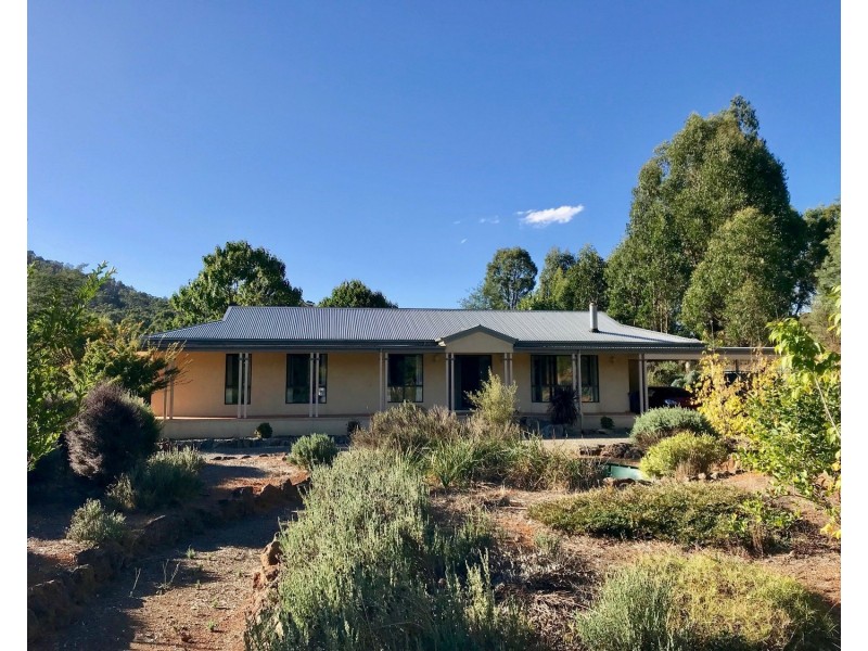 6 Aubrey Cuzens Drive, Marysville VIC 3779