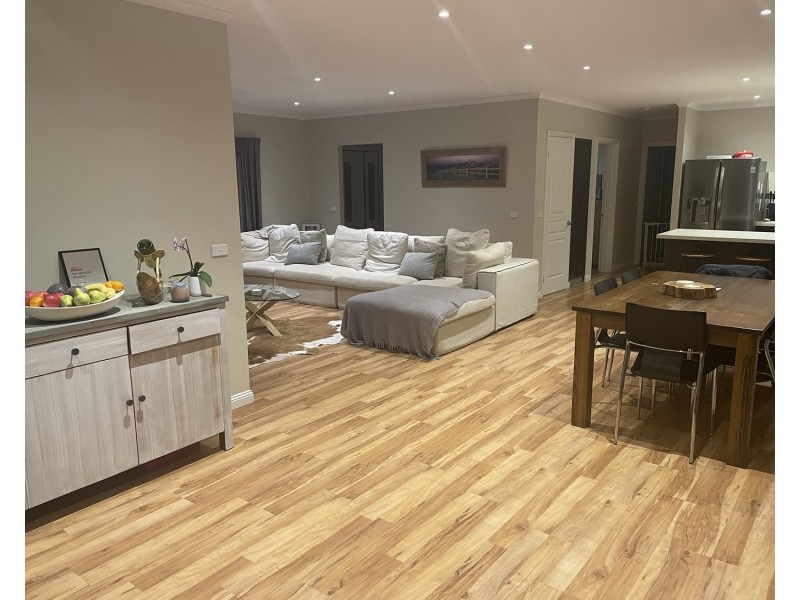 6 Aubrey Cuzens Drive, Marysville VIC 3779