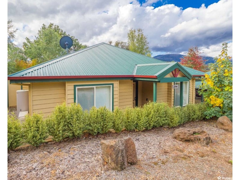 2/30 Lyell Street, Marysville VIC 3779