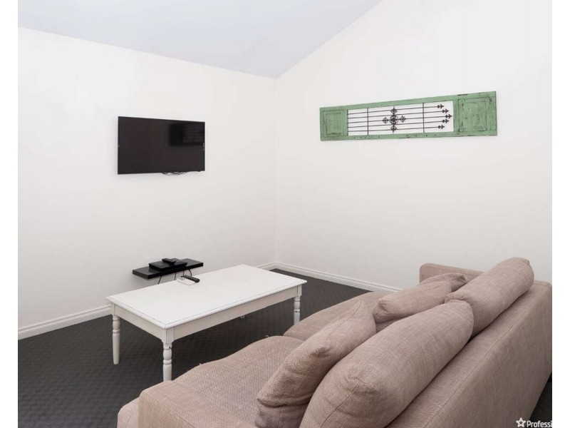 2/30 Lyell Street, Marysville VIC 3779