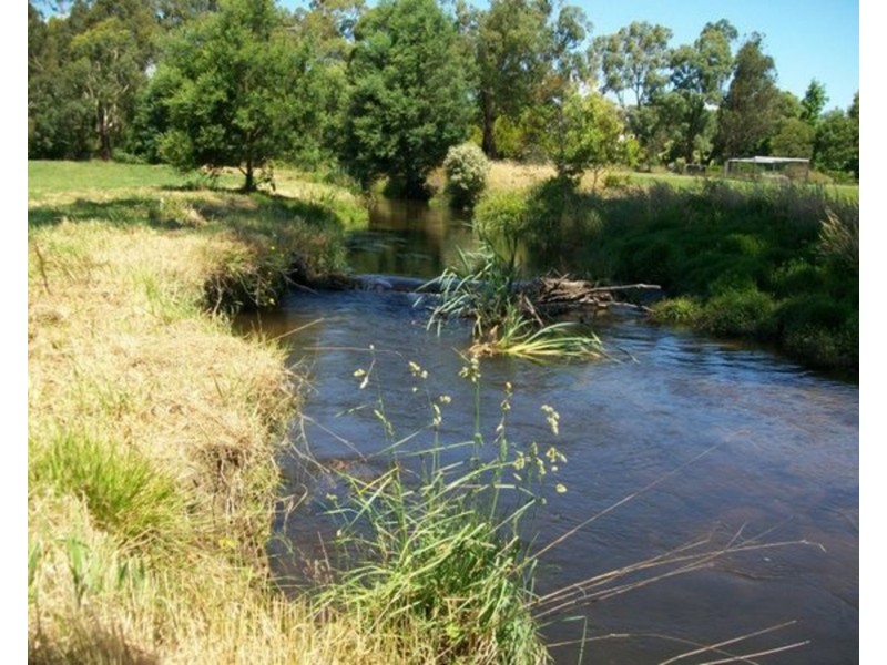 27 Waters Place, Buxton VIC 3711