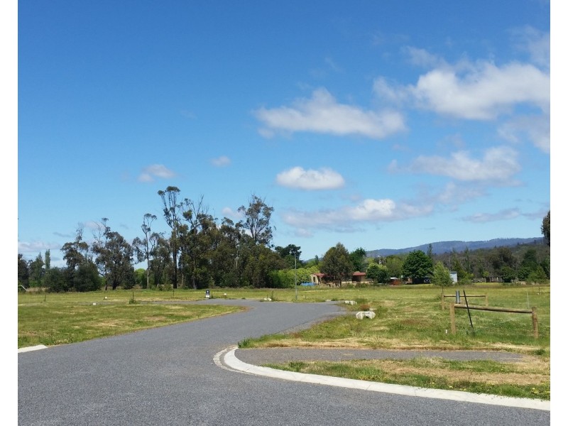 27 Waters Place, Buxton VIC 3711