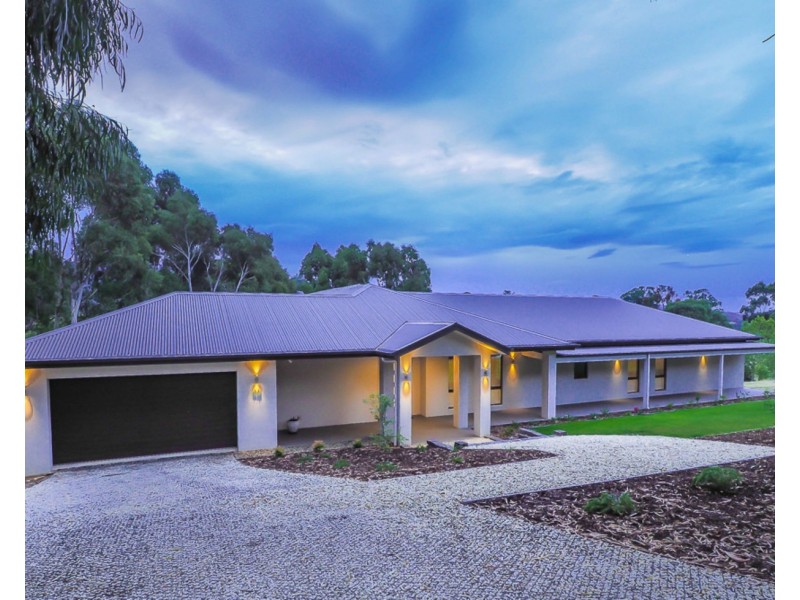 11 Buxton Rise, Buxton VIC 3711