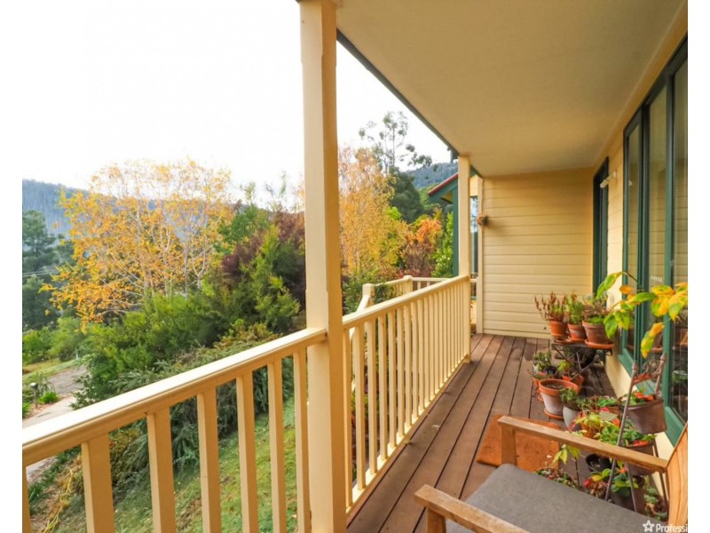 5 Allison Crescent, Marysville VIC 3779