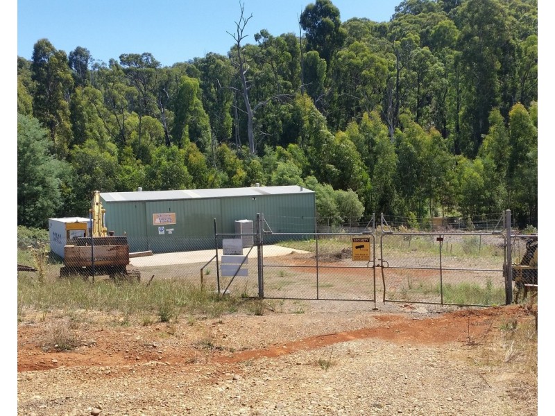 1  Sunds Mill Court, Marysville VIC 3779