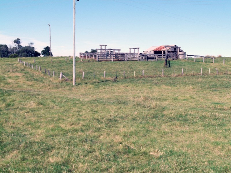 Wattle Grove QLD 4610