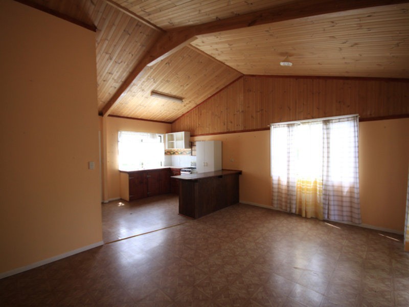 Wattle Camp QLD 4615