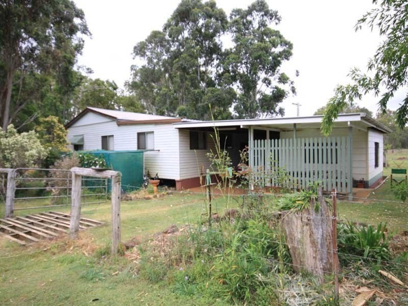 Benair QLD 4610