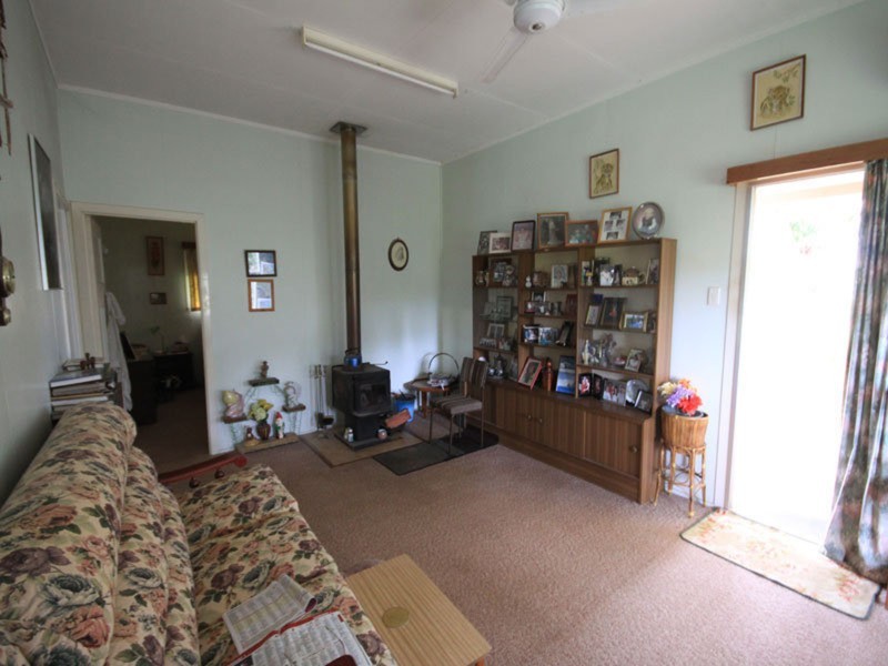 Benair QLD 4610
