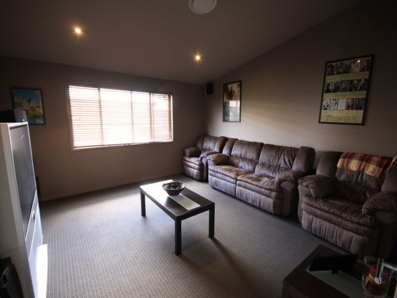 71 Cowie  Drive, Kingaroy QLD 4610