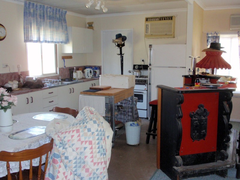 Wattle Camp QLD 4615