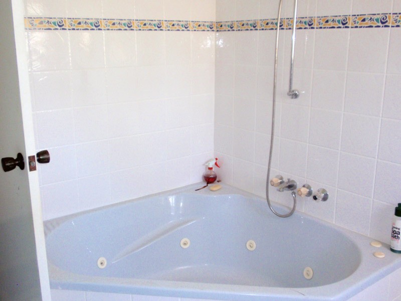 Wattle Camp QLD 4615