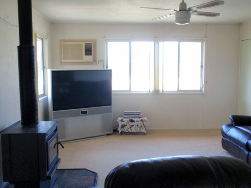 Wattle Camp QLD 4615