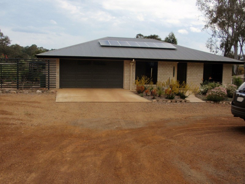 Glan Devon QLD 4615
