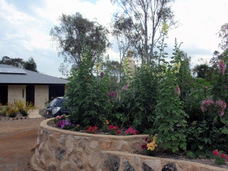 Glan Devon QLD 4615