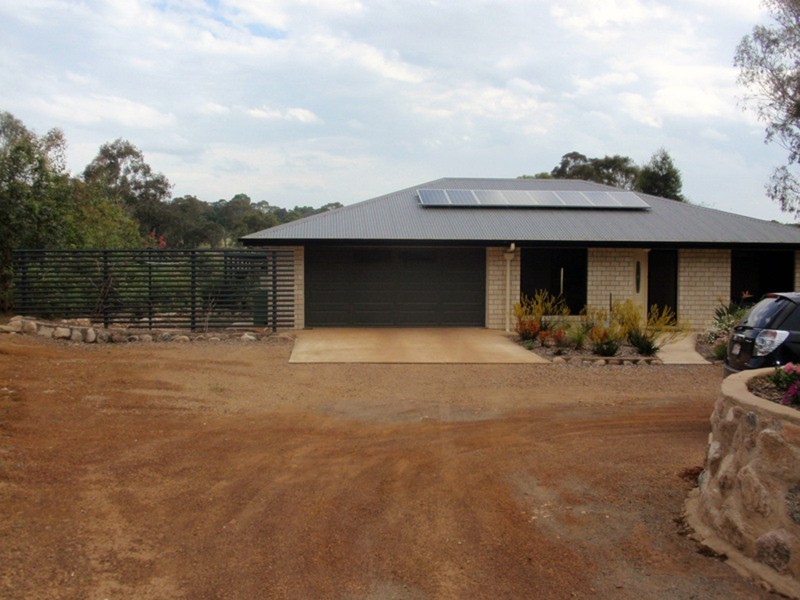 Glan Devon QLD 4615
