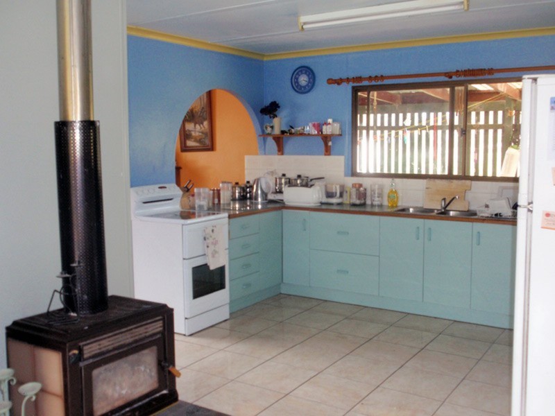 Glan Devon QLD 4615