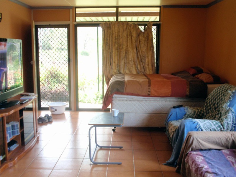 Glan Devon QLD 4615