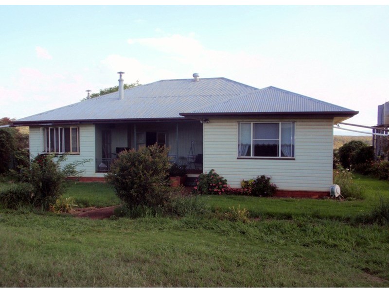 Benair QLD 4610