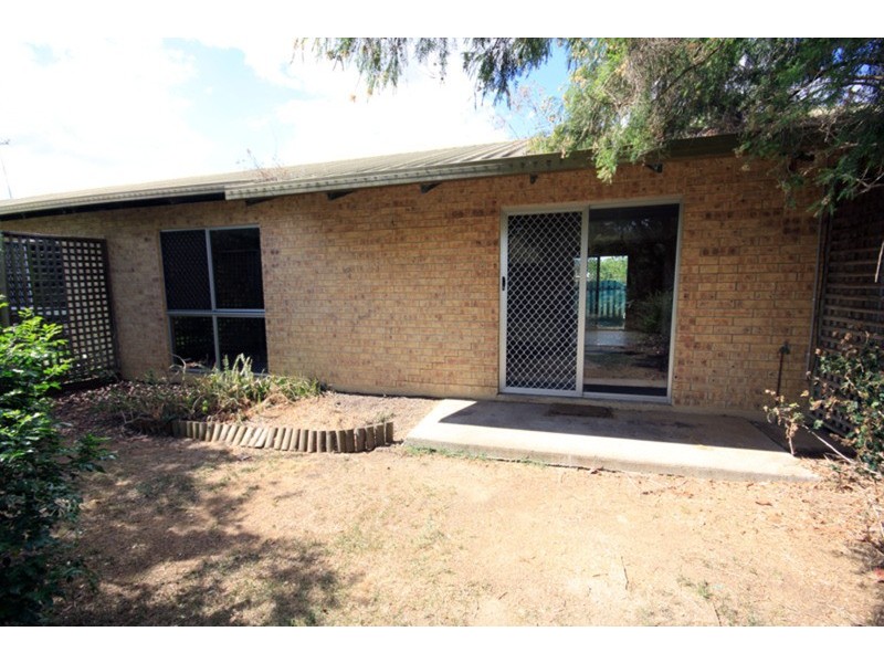 5/88 Walter Road, Kingaroy QLD 4610