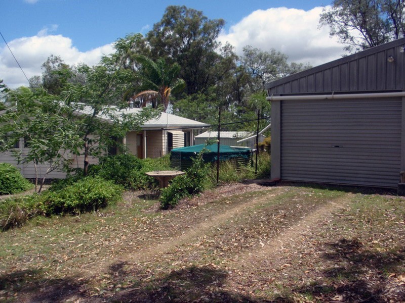 Brooklands QLD 4615