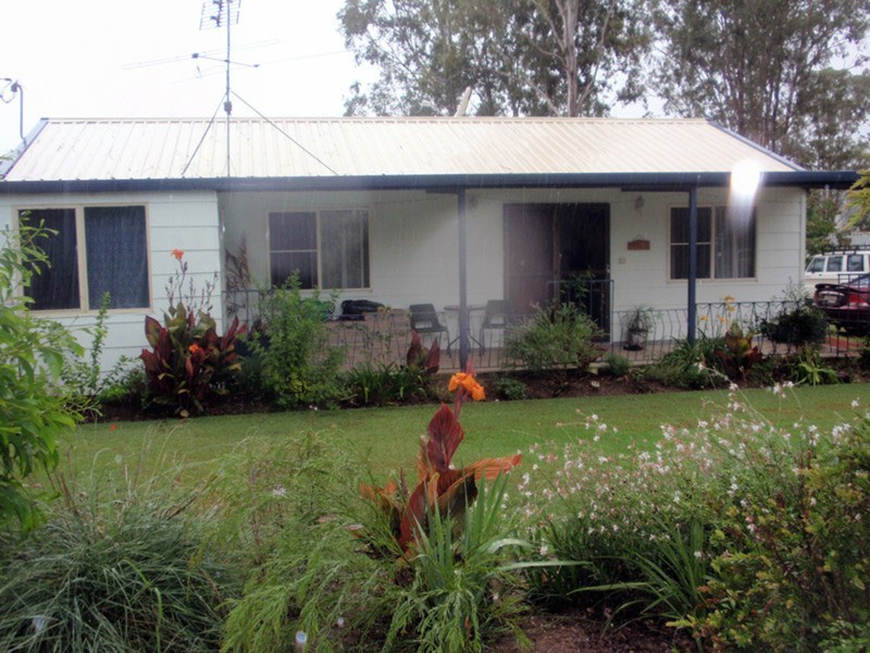 Wattle Camp QLD 4615