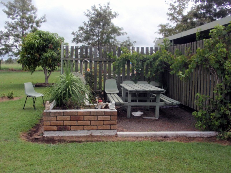 Ellesmere QLD 4610