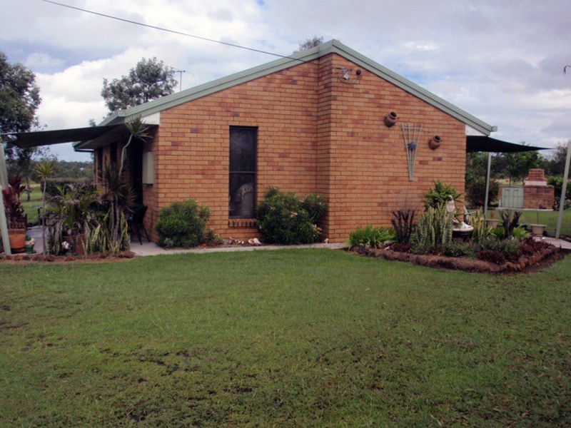 Ellesmere QLD 4610