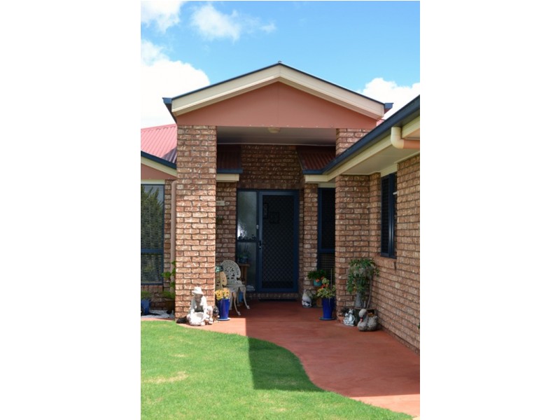 8 Dell Court, Kingaroy QLD 4610