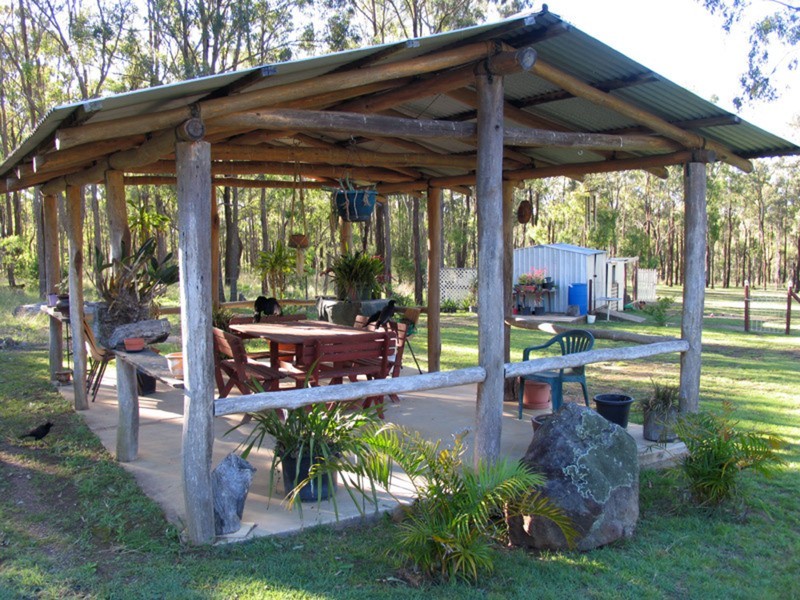 87 Thompsons Road, Nanango QLD 4615