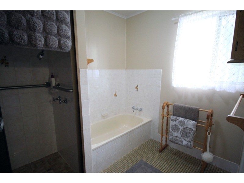 2 McLaughlin Street, Kingaroy QLD 4610