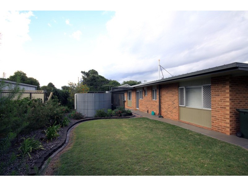 2 McLaughlin Street, Kingaroy QLD 4610