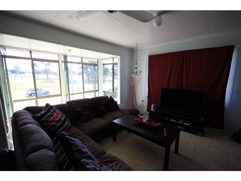 10 Baron Street, Kingaroy QLD 4610