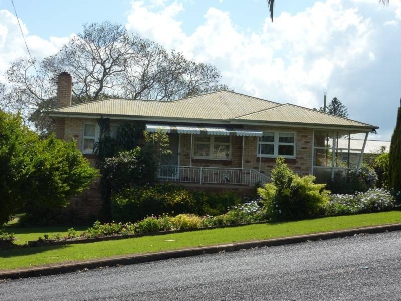 25 Moonya Street, Kingaroy QLD 4610